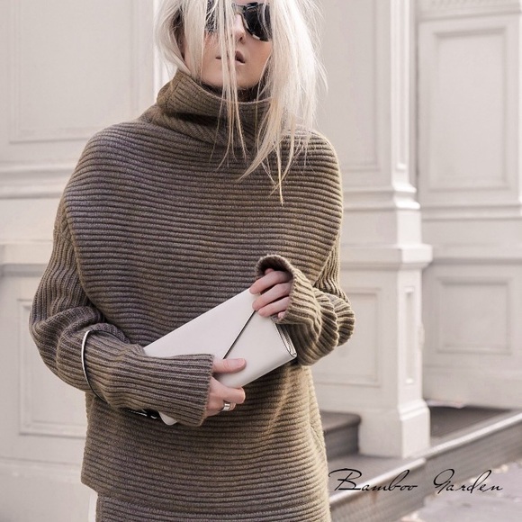 Aritzia Sweaters - Aritzia Babaton Mika Cream Wool Cashmere knit Cozy Cotagecore Sweater Sz XXS/XS